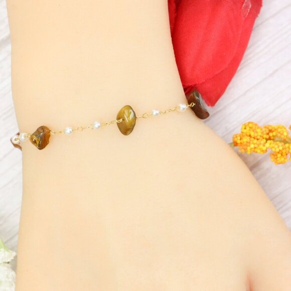 "Trendy Handmade Bracelet – A Thoughtful Gift for Girls & Women | UNVRC1668 - Picture 9 of 10